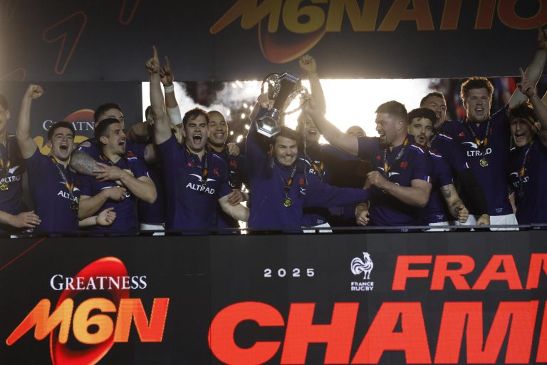 découvrez la date et le guide complet du match italie vs angleterre pour le six nations 2026. toutes les informations clés pour ne rien manquer de ce rendez-vous rugby incontournable.