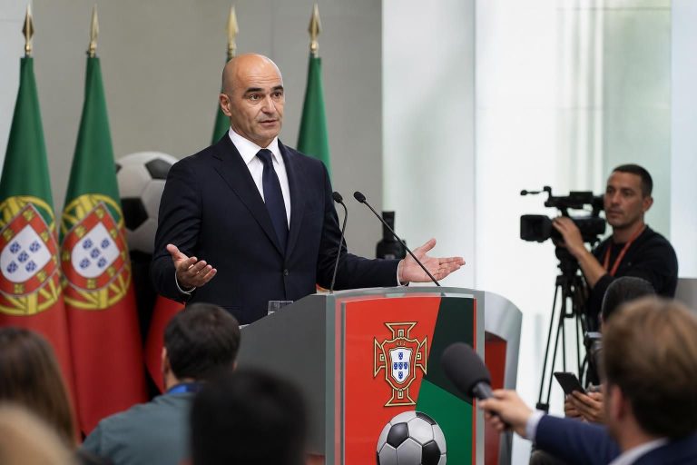 découvrez l'annonce choc de roberto martinez quittant son poste de sélectionneur du portugal à l'approche de la coupe du monde 2026.