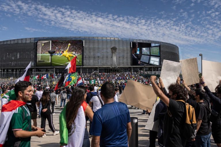 découvrez un retour complet sur la coupe du monde 2026, une édition inédite marquée par des succès éclatants et des controverses majeures qui ont marqué l'histoire du football.