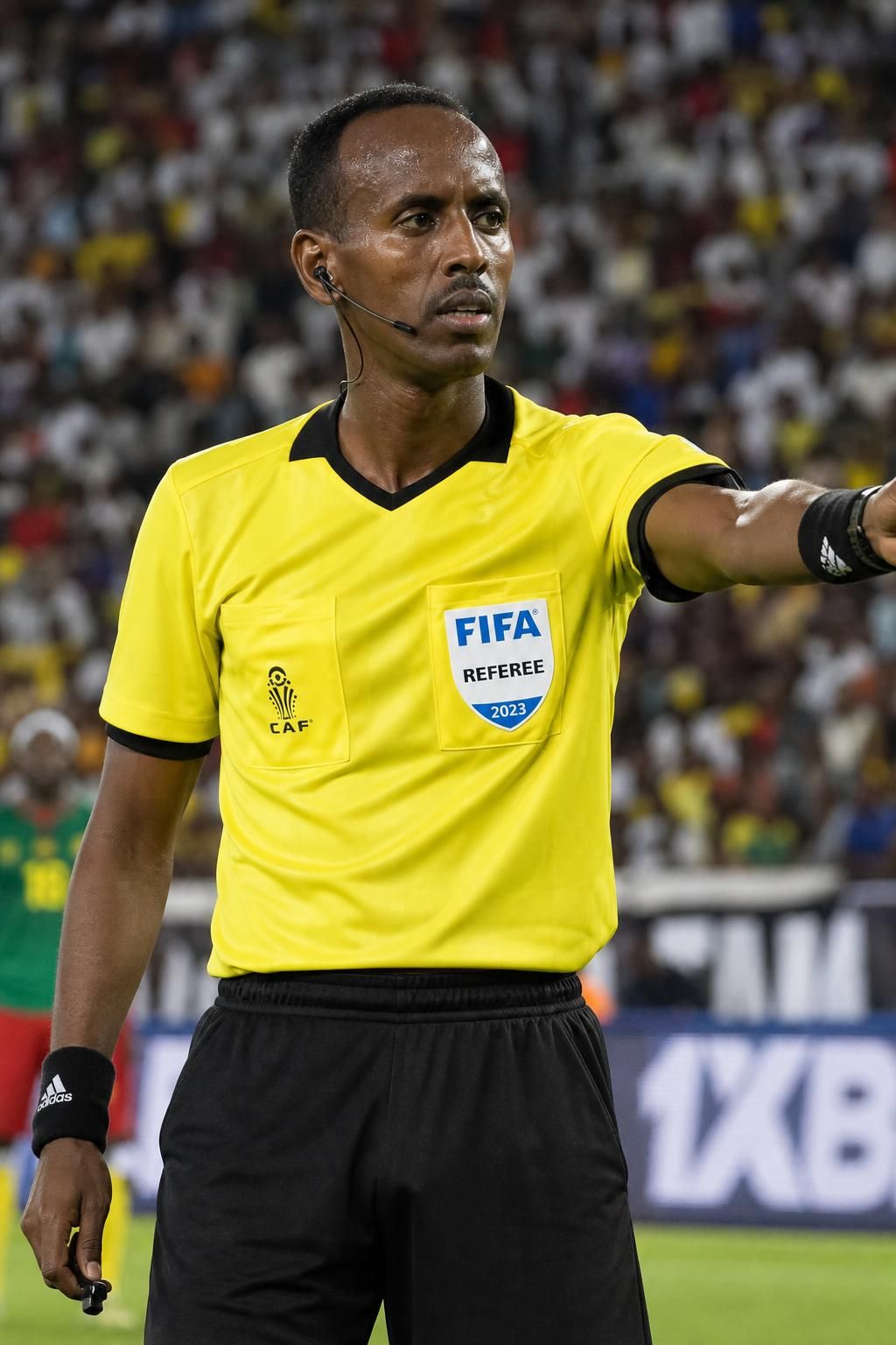 découvrez l'analyse d'omar artan, le joueur somalien, sur sa non-sélection pour la coupe du monde et ses réflexions sur une période de transition lors de la supercoupe d’europe.